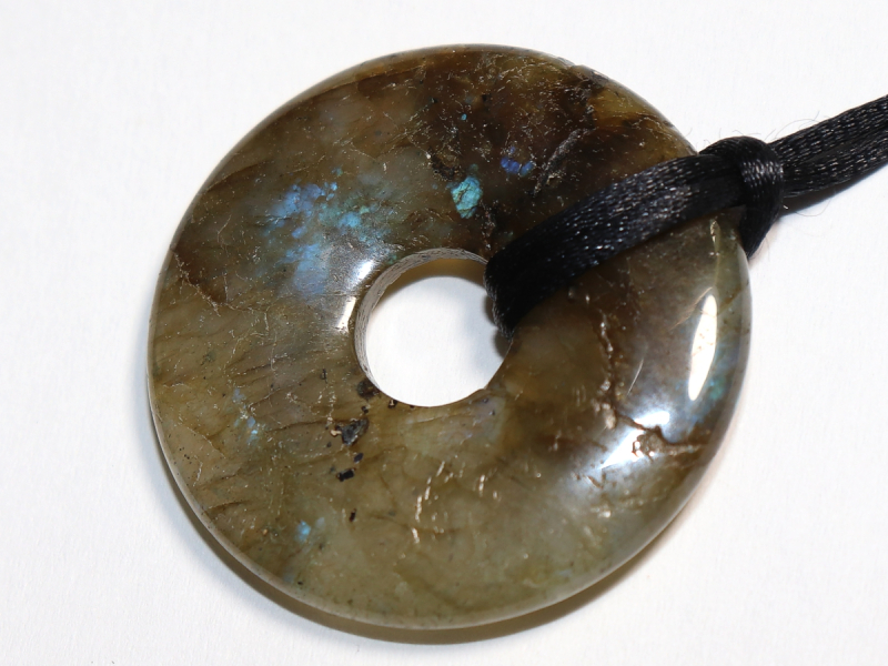 labradorite with cord