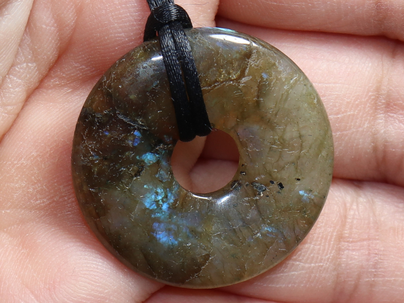 labradorite with cord