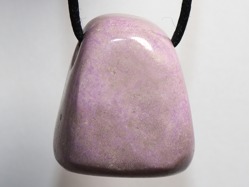 phosphosiderite with cord or silver 925