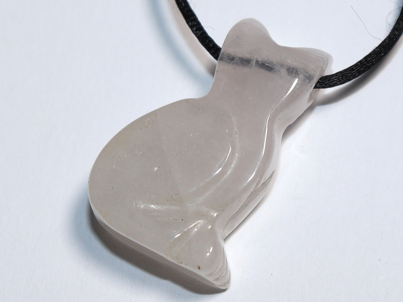 Rosenquarz mit Band oder Silber 925