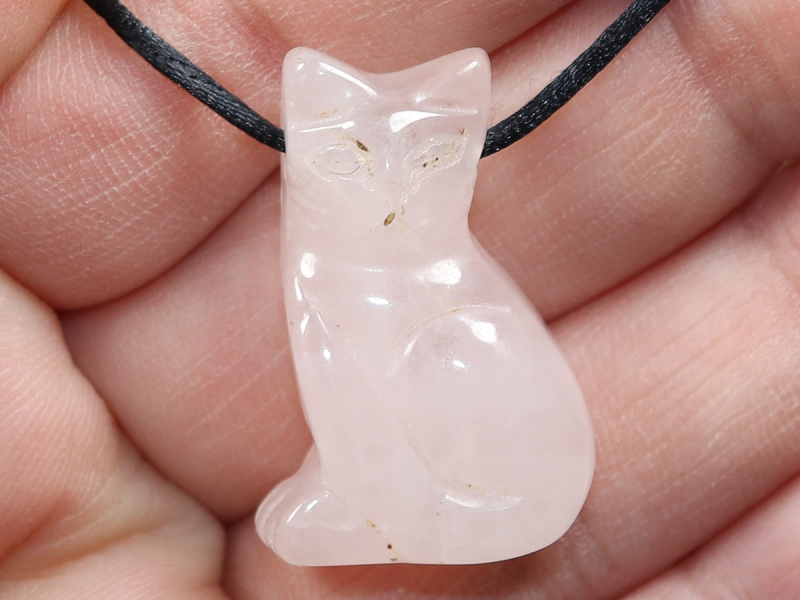 Rosenquarz mit Band oder Silber 925