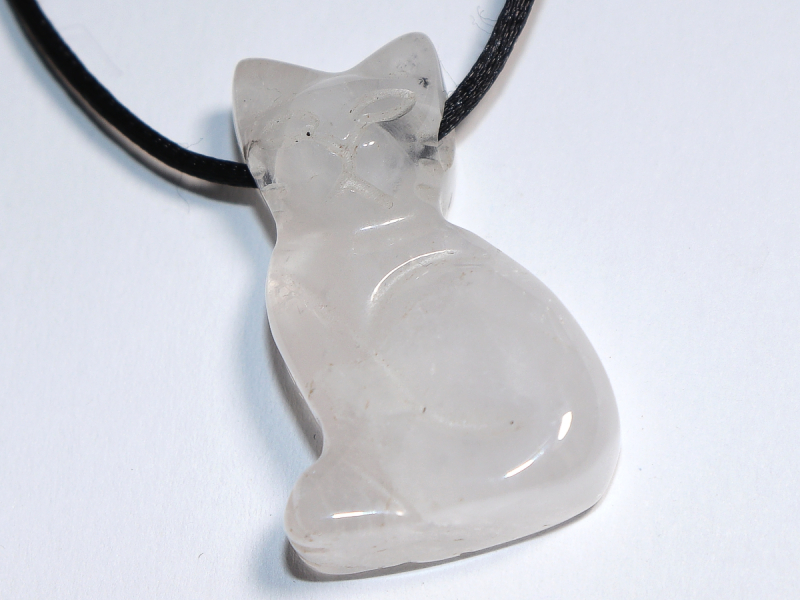 Rosenquarz mit Band oder Silber 925