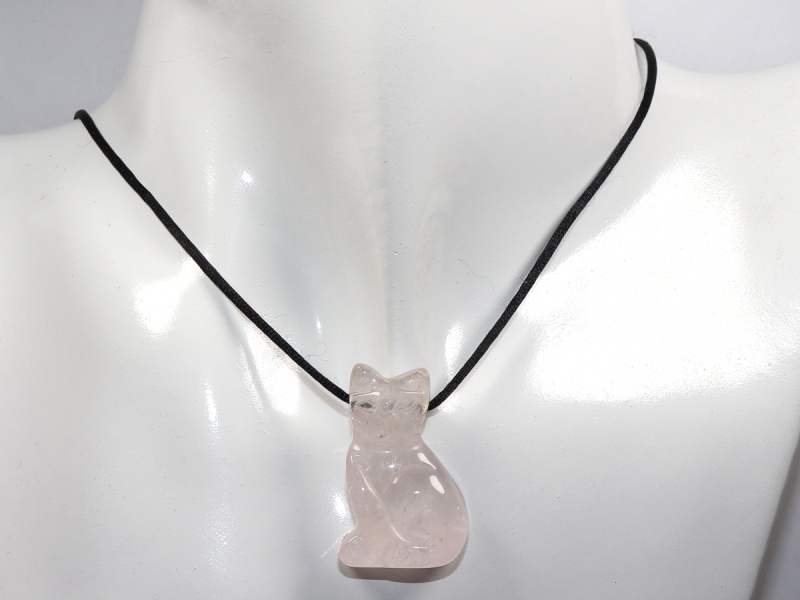 Rosenquarz mit Band oder Silber 925