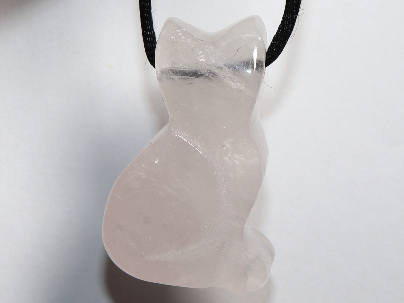 Rosenquarz mit Band oder Silber 925