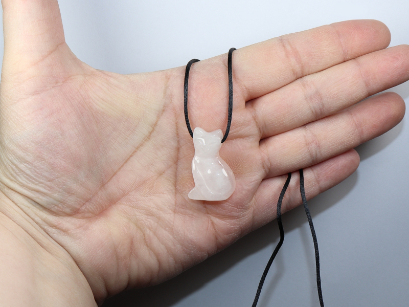 Rosenquarz mit Band oder Silber 925