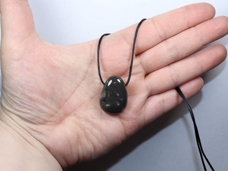 flint with cord or silver 925