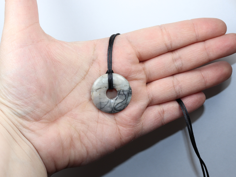 Picasso marble with cord