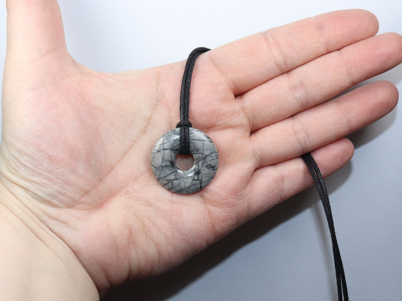 Picasso marble with cord