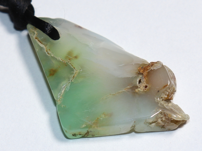 chrysoprase with cord