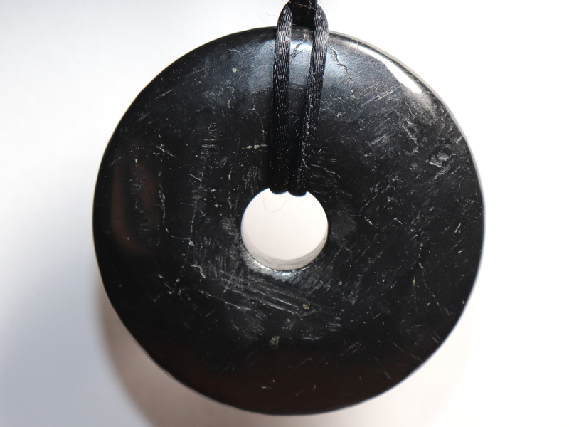 shungite with cord