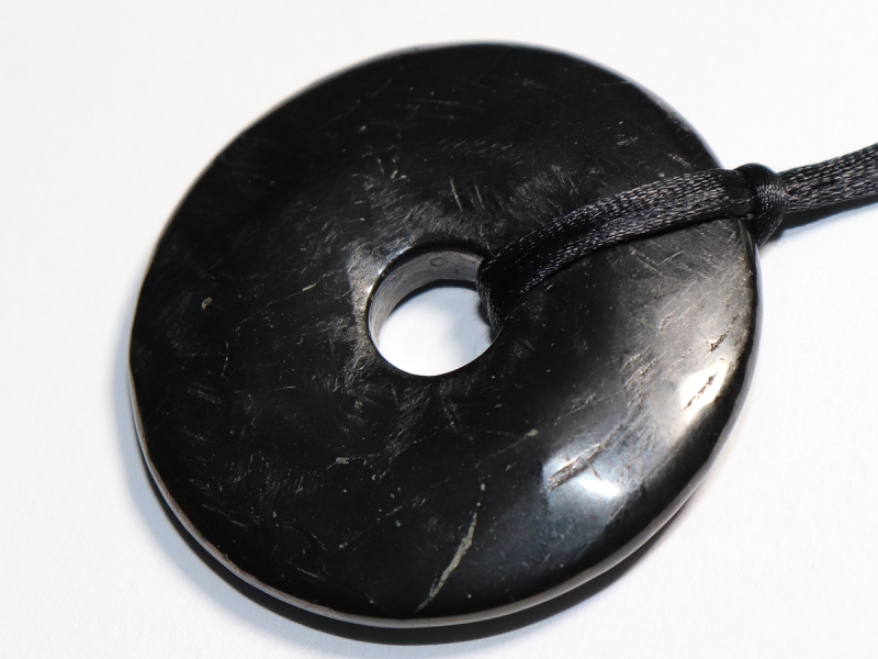 shungite with cord