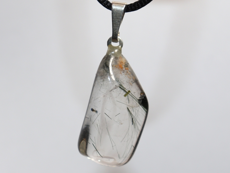 actinolite quartz with cord or silver 925