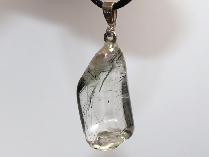 actinolite quartz with cord or silver 925