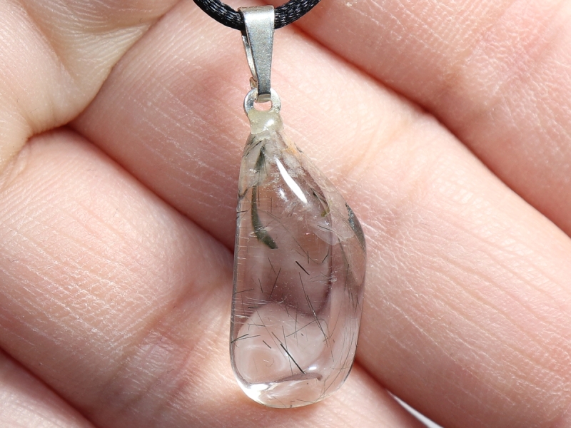 actinolite quartz with cord or silver 925