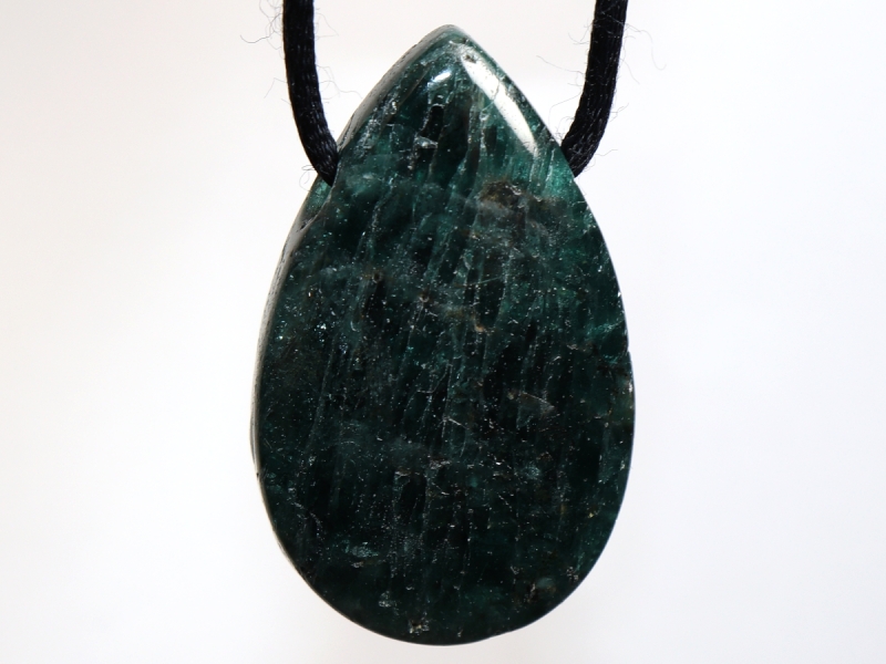 apatite with cord or silver 925