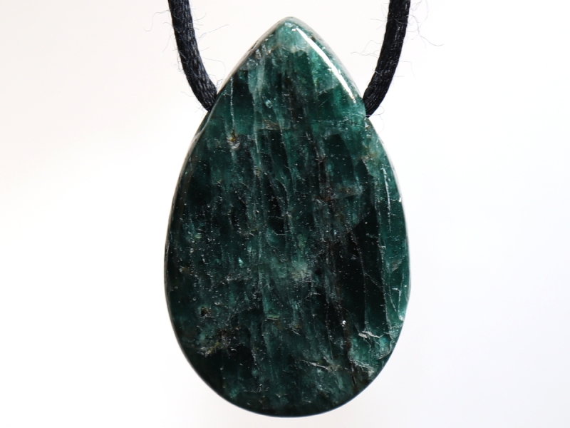 apatite with cord or silver 925