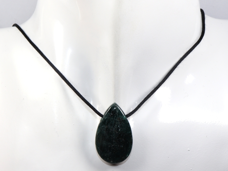 apatite with cord or silver 925