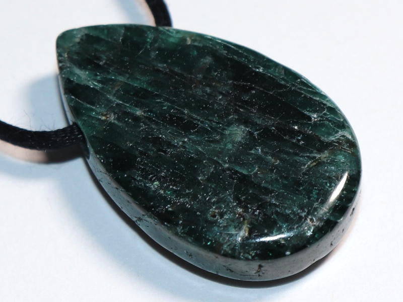 apatite with cord or silver 925