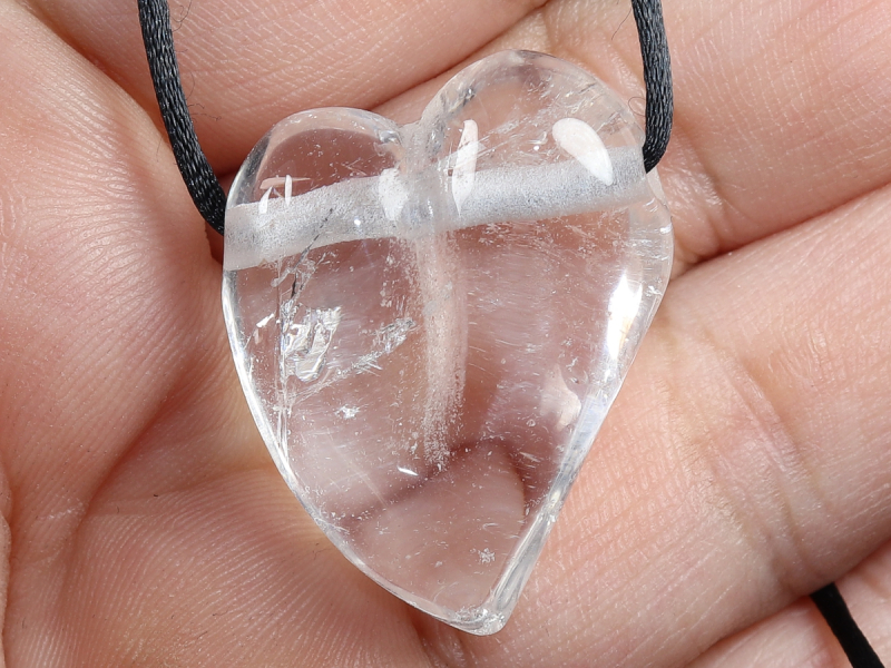 rock crystal with cord or silver 925