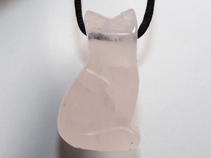 Rosenquarz mit Band oder Silber 925