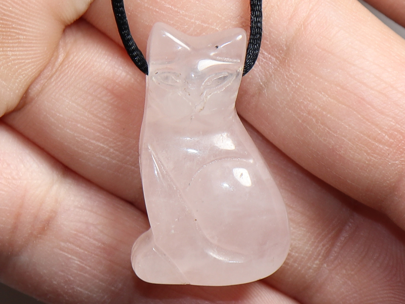 Rosenquarz mit Band oder Silber 925