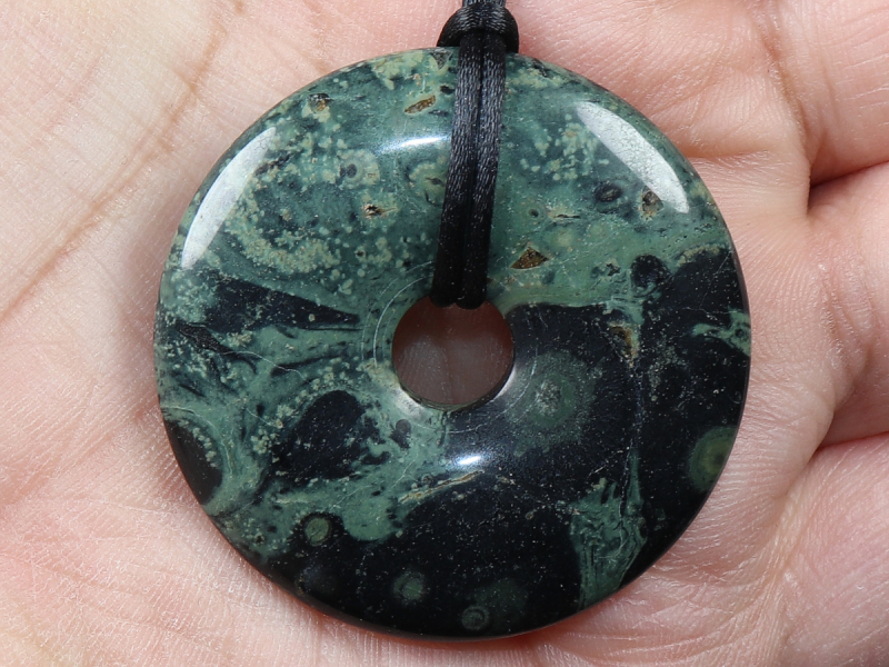 Kambaba-Rhyolith mit Band