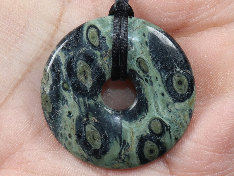 Kambaba-Rhyolith mit Band