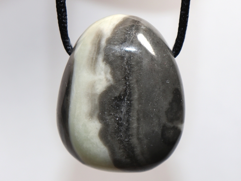 shell jasper with cord or silver 925