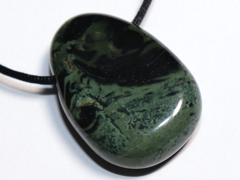 Kambaba-Rhyolith mit Band oder Silber 925