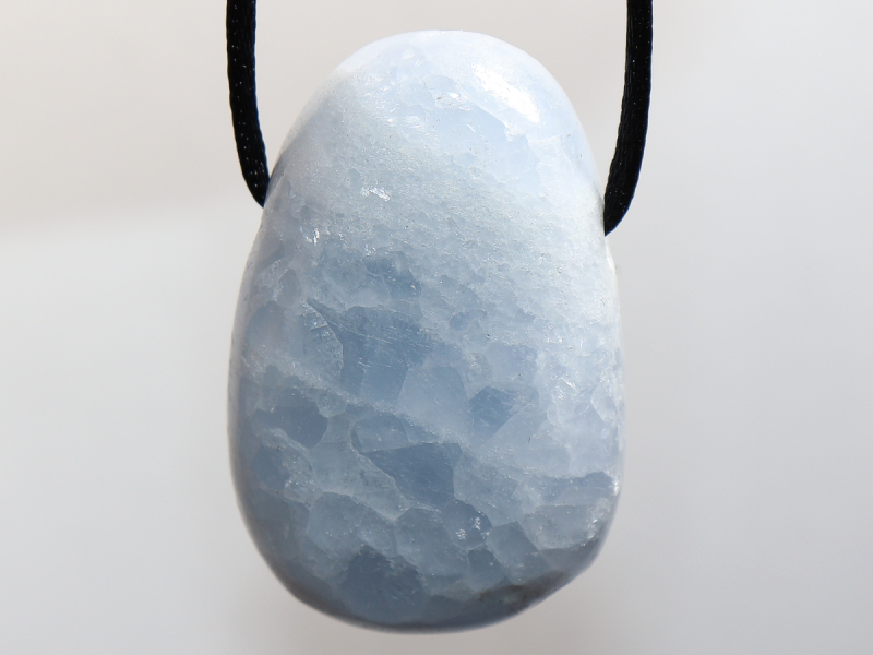 blauer Calcit mit Band oder Silber 925