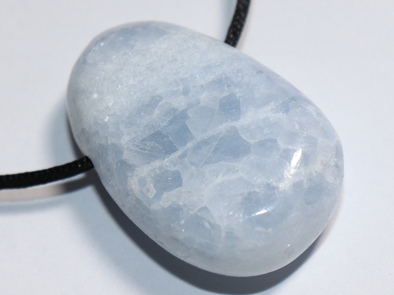 blauer Calcit mit Band oder Silber 925