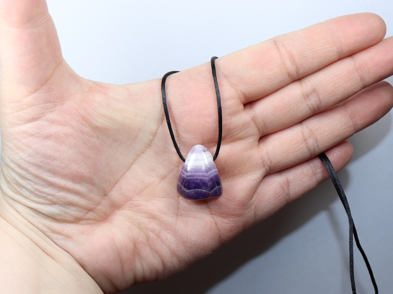 Phantom-Amethyst mit Band oder Silber 925