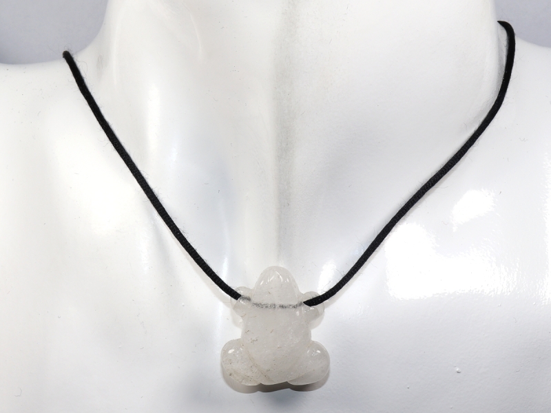rock crystal with cord or silver 925