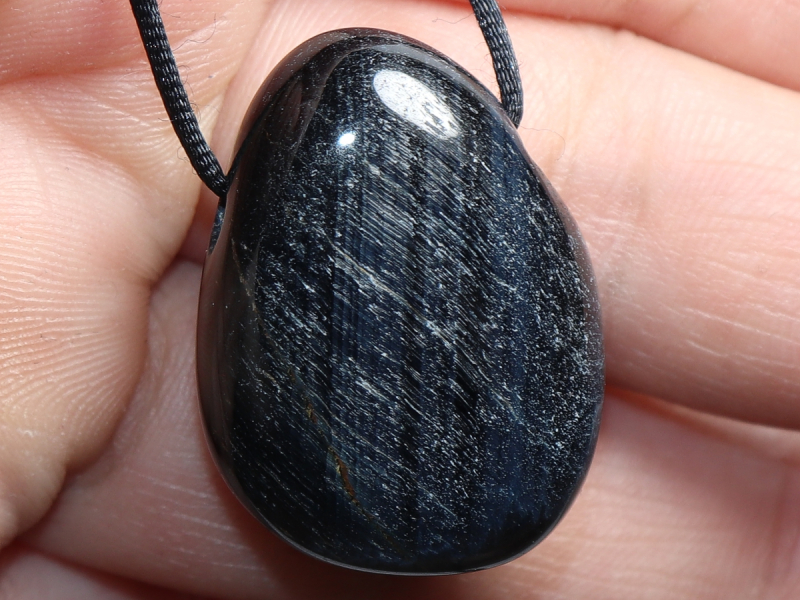 hawks eye with cord or silver 925