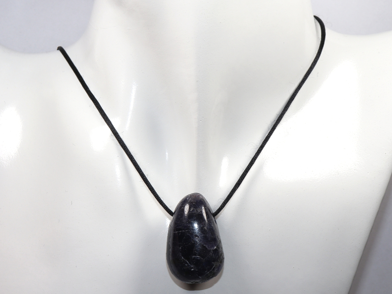iolite with cord or silver 925