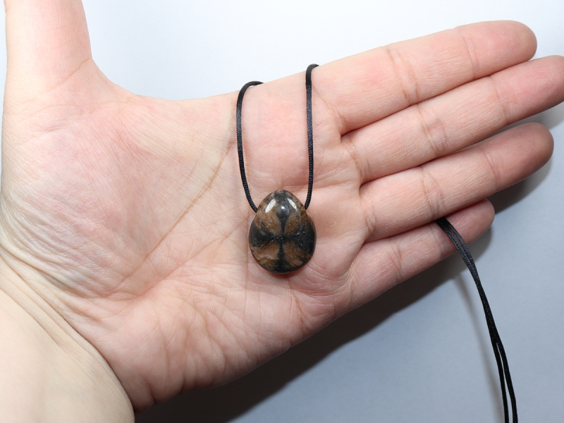 cross stone with cord or silver 925