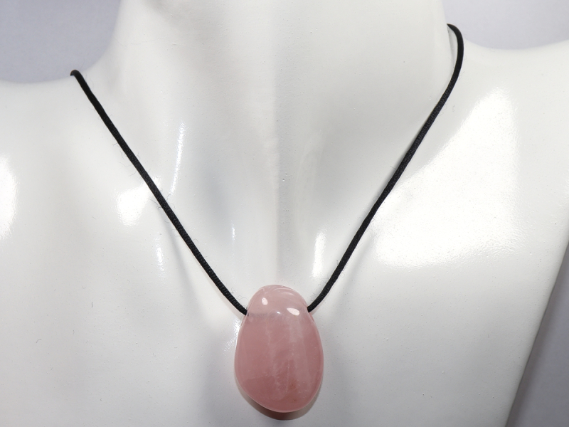 rose quartz with cord or silver 925