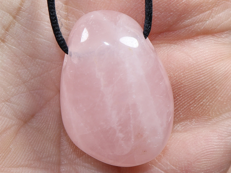 rose quartz with cord or silver 925