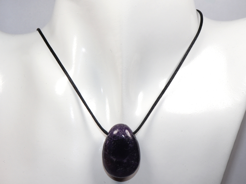 amethyst with cord or silver 925