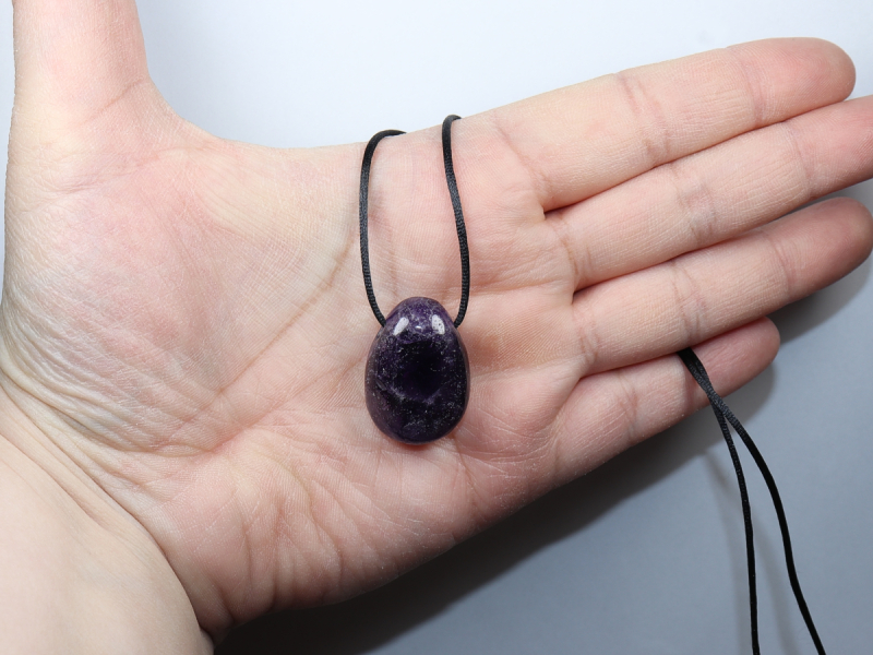 amethyst with cord or silver 925