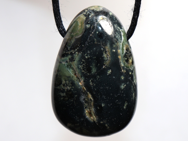 kambaba rhyolite with cord or silver 925