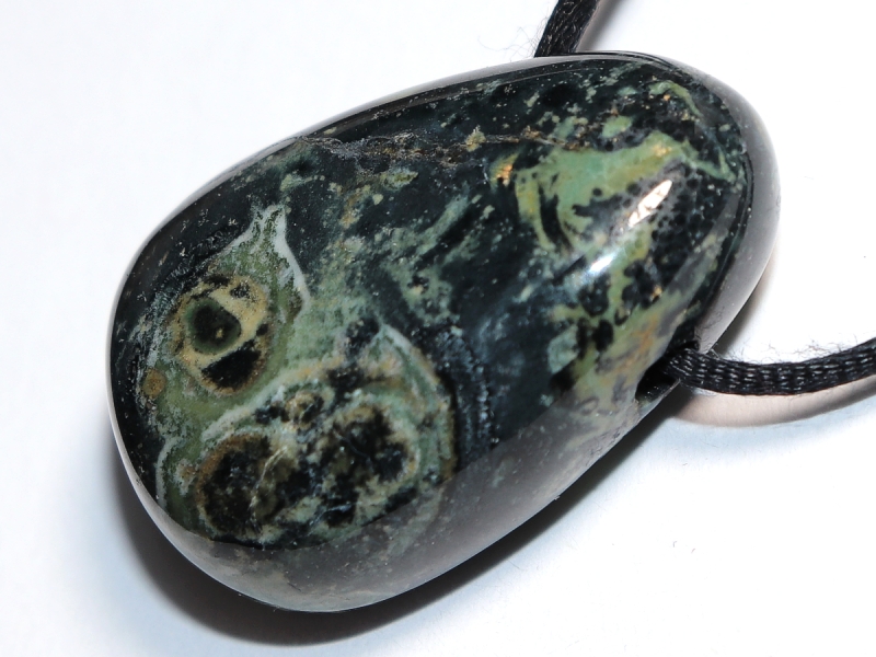 kambaba rhyolite with cord or silver 925