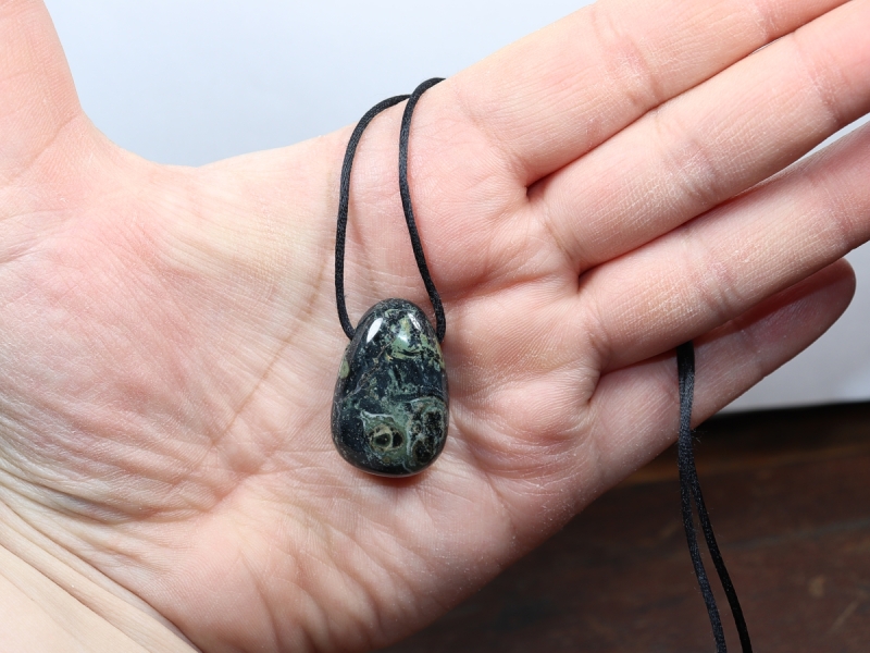 kambaba rhyolite with cord or silver 925