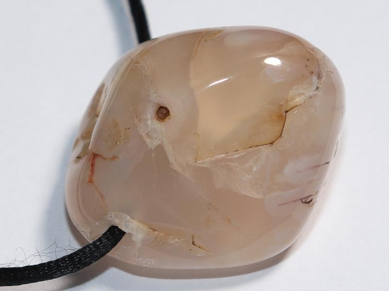 rosa Chalcedon mit Band oder Silber 925