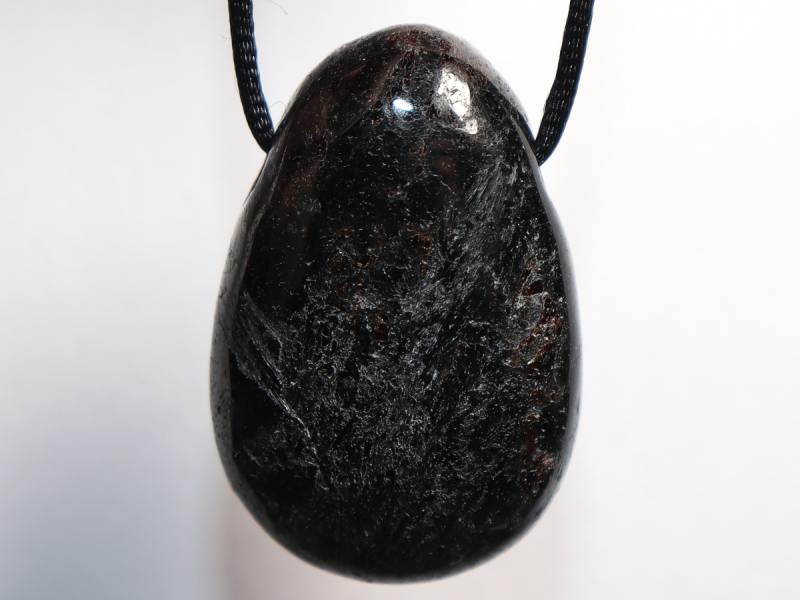 Cummingtonit mit Band oder Silber 925