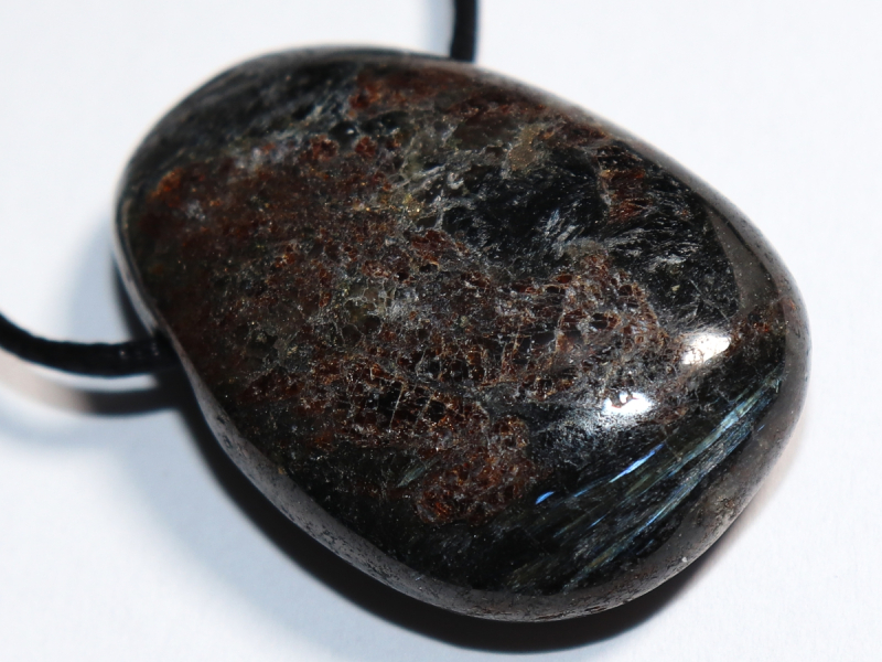 Cummingtonit mit Band oder Silber 925