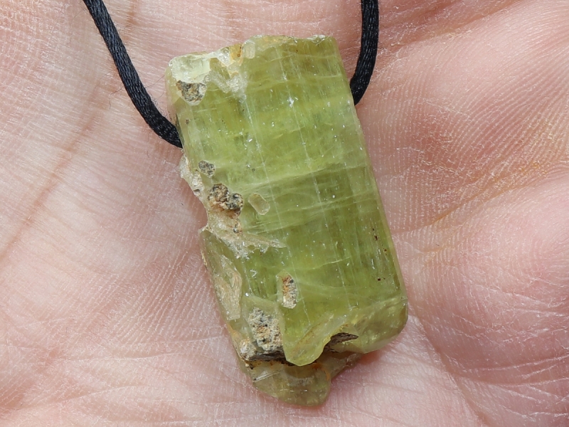 apatite with cord or silver 925