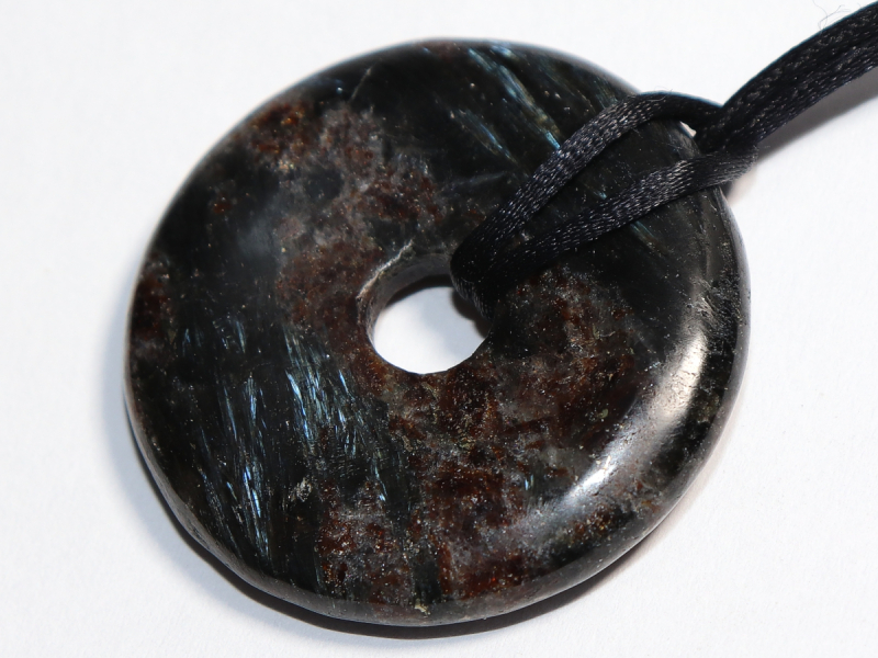 anthophyllite with cord