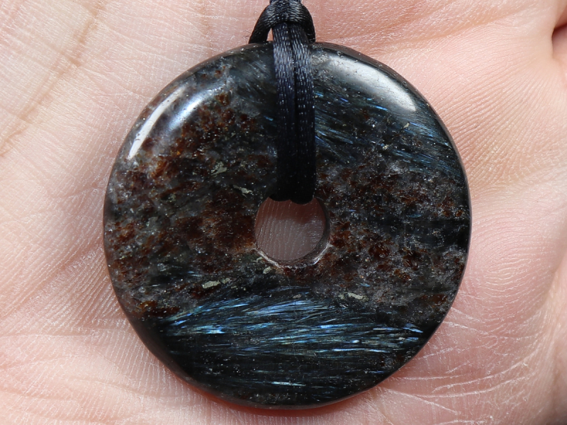 anthophyllite with cord