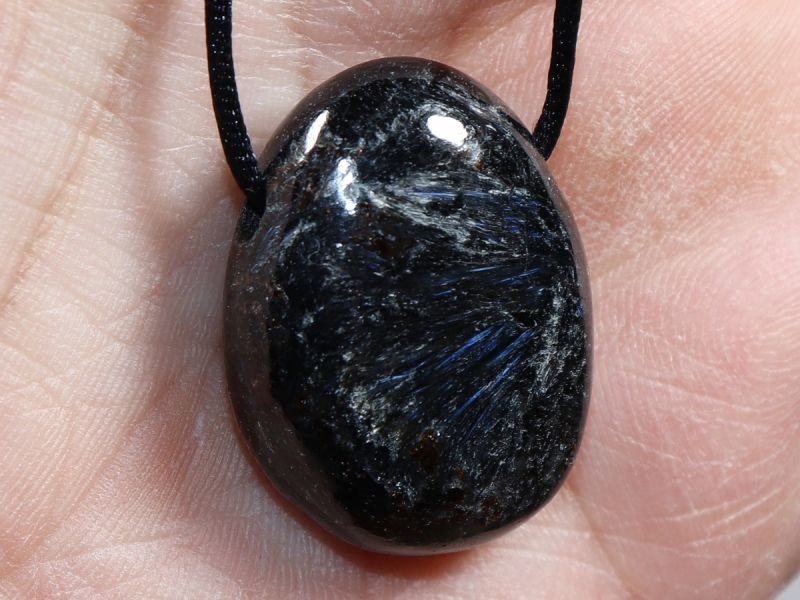 anthophyllite with cord or silver 925